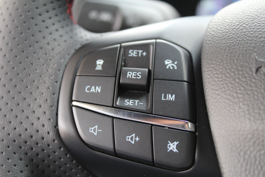 Ford FOCUS Wagon 1.0 EcoBoost Hybrid ST Line X | Leder UNIEK! | Head-up | Adaptieve cruise | Trekhaak | Winterpack