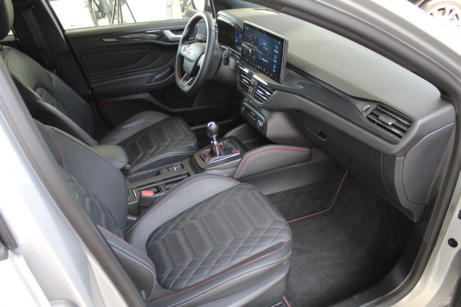 Ford FOCUS Wagon 1.0 EcoBoost Hybrid ST Line X | Leder UNIEK! | Head-up | Adaptieve cruise | Trekhaak | Winterpack