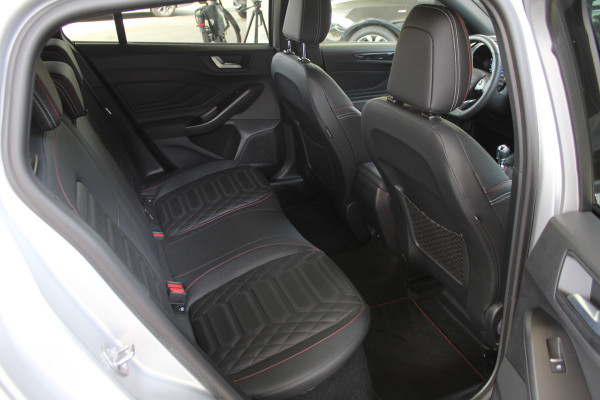 Ford FOCUS Wagon 1.0 EcoBoost Hybrid ST Line X | Leder UNIEK! | Head-up | Adaptieve cruise | Trekhaak | Winterpack