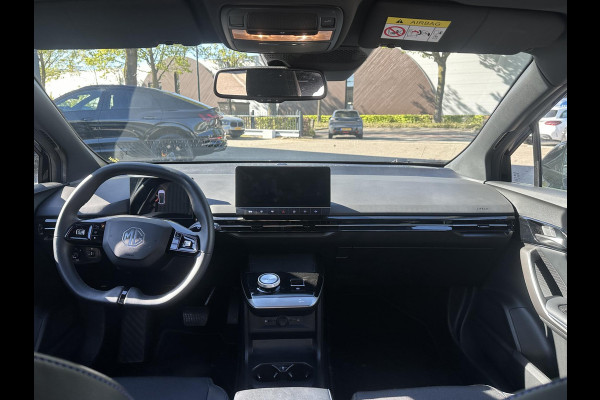 MG Mg4 electric Luxury 64 kWh FABR. GARANTIE t/m 02-2031/150.000KM| SOH 96% | DEALER ONDERHOUDEN | RIJKLAARPRIJS