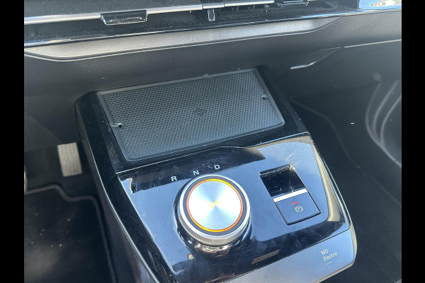 MG Mg4 electric Luxury 64 kWh FABR. GARANTIE t/m 02-2031/150.000KM| SOH 96% | DEALER ONDERHOUDEN | RIJKLAARPRIJS