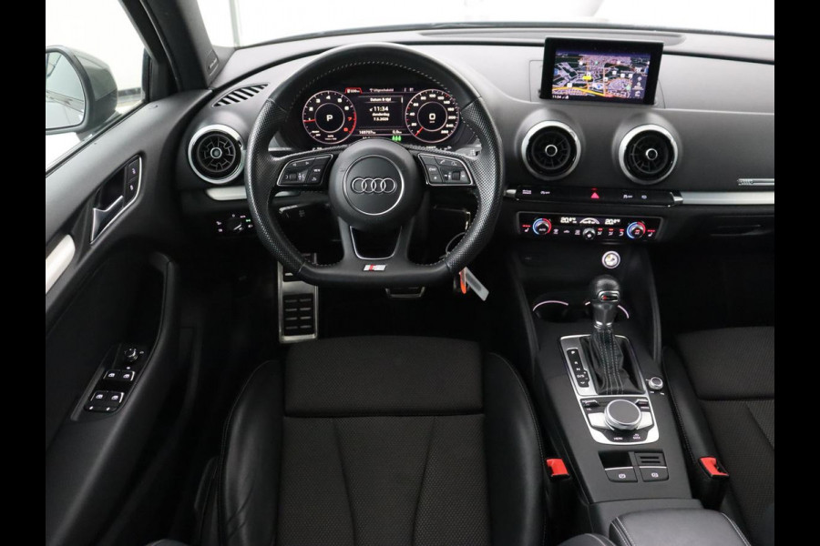 Audi A3 35 TFSI Advance Sport | Stoelverwarming | Carplay | Virtual Cockpit | Half leder | Sportstoelen | Full LED | 18'' | Climate control | Parkeerhulp | Bluetooth | Cruise control | Getint glas | S Line