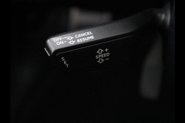 Audi A3 35 TFSI Advance Sport | Stoelverwarming | Carplay | Virtual Cockpit | Half leder | Sportstoelen | Full LED | 18'' | Climate control | Parkeerhulp | Bluetooth | Cruise control | Getint glas | S Line