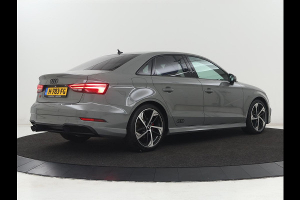 Audi A3 35 TFSI Advance Sport | Stoelverwarming | Carplay | Virtual Cockpit | Half leder | Sportstoelen | Full LED | 18'' | Climate control | Parkeerhulp | Bluetooth | Cruise control | Getint glas | S Line