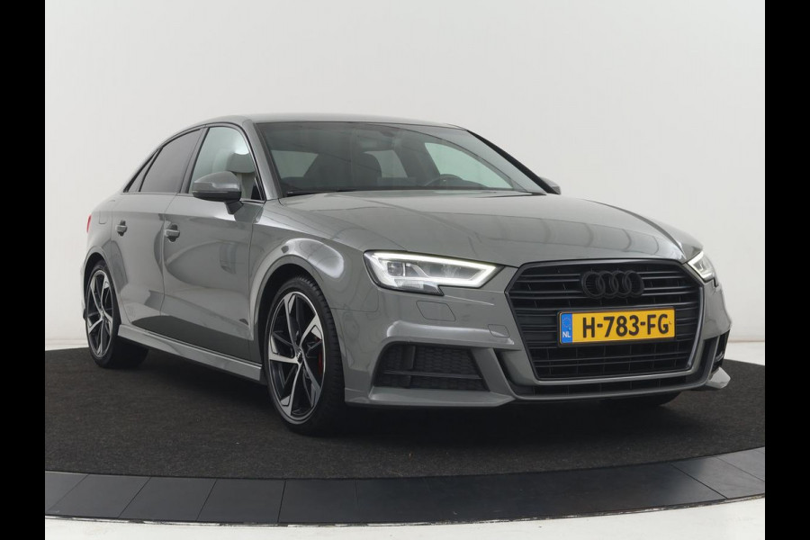 Audi A3 35 TFSI Advance Sport | Stoelverwarming | Carplay | Virtual Cockpit | Half leder | Sportstoelen | Full LED | 18'' | Climate control | Parkeerhulp | Bluetooth | Cruise control | Getint glas | S Line
