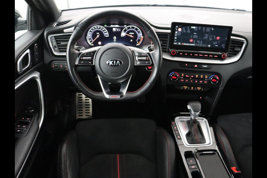 Kia Ceed 1.6 T-GDi GT | 204pk | Panoramadak | Stoelverwarming | Leder/Alcantara | Carplay | Keyless | Full LED | Navigatie | Sportstoelen | Stuurverwarming | Park Assist | JBL Sound | Memory | Digital Cockpit