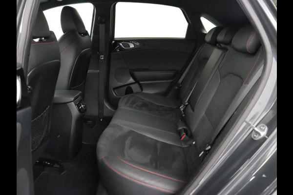 Kia Ceed 1.6 T-GDi GT | 204pk | Panoramadak | Stoelverwarming | Leder/Alcantara | Carplay | Keyless | Full LED | Navigatie | Sportstoelen | Stuurverwarming | Park Assist | JBL Sound | Memory | Digital Cockpit