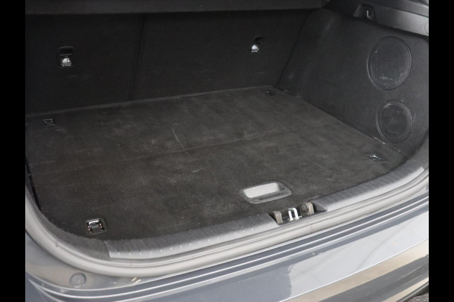Kia Ceed 1.6 T-GDi GT | 204pk | Panoramadak | Stoelverwarming | Leder/Alcantara | Carplay | Keyless | Full LED | Navigatie | Sportstoelen | Stuurverwarming | Park Assist | JBL Sound | Memory | Digital Cockpit
