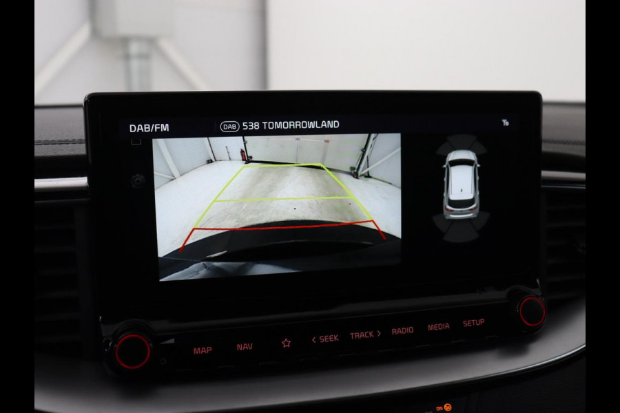 Kia Ceed 1.6 T-GDi GT | 204pk | Panoramadak | Stoelverwarming | Leder/Alcantara | Carplay | Keyless | Full LED | Navigatie | Sportstoelen | Stuurverwarming | Park Assist | JBL Sound | Memory | Digital Cockpit