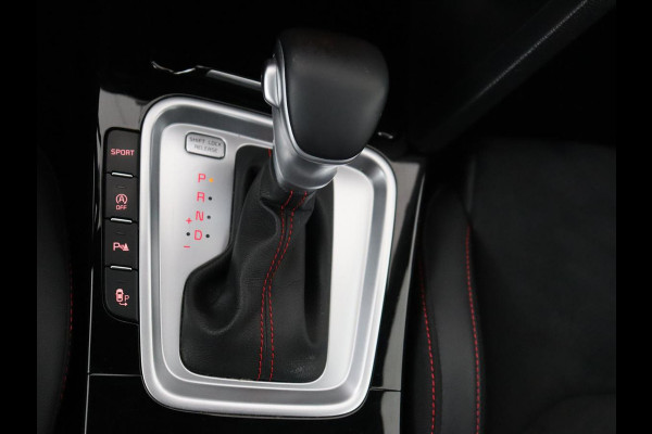 Kia Ceed 1.6 T-GDi GT | 204pk | Panoramadak | Stoelverwarming | Leder/Alcantara | Carplay | Keyless | Full LED | Navigatie | Sportstoelen | Stuurverwarming | Park Assist | JBL Sound | Memory | Digital Cockpit