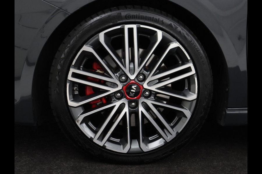 Kia Ceed 1.6 T-GDi GT | 204pk | Panoramadak | Stoelverwarming | Leder/Alcantara | Carplay | Keyless | Full LED | Navigatie | Sportstoelen | Stuurverwarming | Park Assist | JBL Sound | Memory | Digital Cockpit