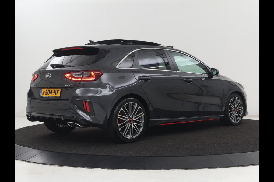 Kia Ceed 1.6 T-GDi GT | 204pk | Panoramadak | Stoelverwarming | Leder/Alcantara | Carplay | Keyless | Full LED | Navigatie | Sportstoelen | Stuurverwarming | Park Assist | JBL Sound | Memory | Digital Cockpit