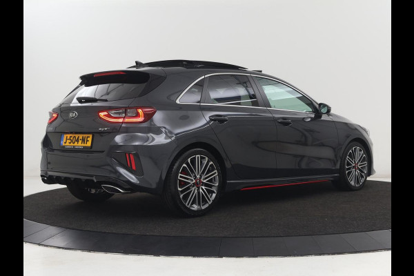 Kia Ceed 1.6 T-GDi GT | 204pk | Panoramadak | Stoelverwarming | Leder/Alcantara | Carplay | Keyless | Full LED | Navigatie | Sportstoelen | Stuurverwarming | Park Assist | JBL Sound | Memory | Digital Cockpit