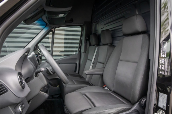 Mercedes-Benz Sprinter 317 cdi L2H2 RWD Trekhaak 3.500 kg - Black Pack