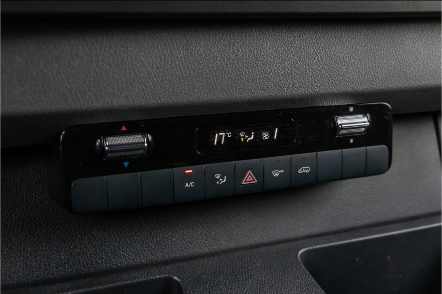 Mercedes-Benz Sprinter 317 cdi L2H2 RWD Trekhaak 3.500 kg - Black Pack