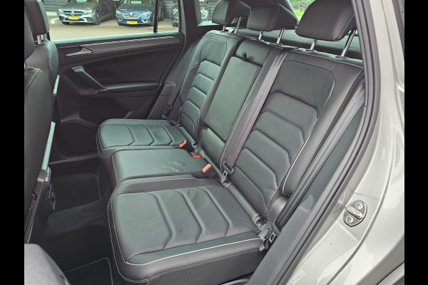 Volkswagen Tiguan 2.0 TSI 4MOTION 220PK R-Line | Pano | HUD | Dynaudio | Leder | Stoelverwarming | 360 camera | Lane/Park/Light Assist |  Vol |