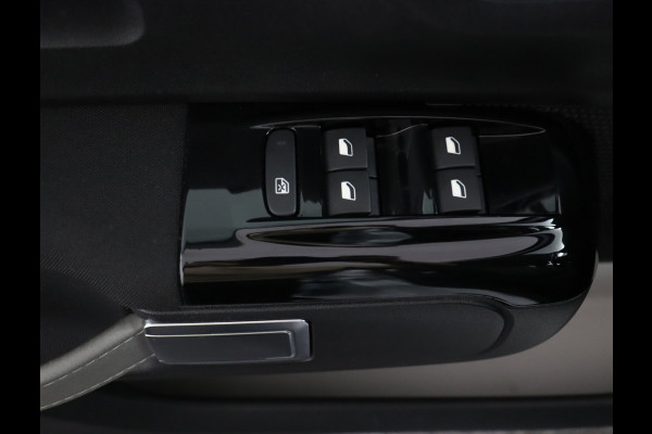 Citroën C3 1.2 PureTech Shine|Navigatie|Trekhaak|Cruise control|Apple Carplay