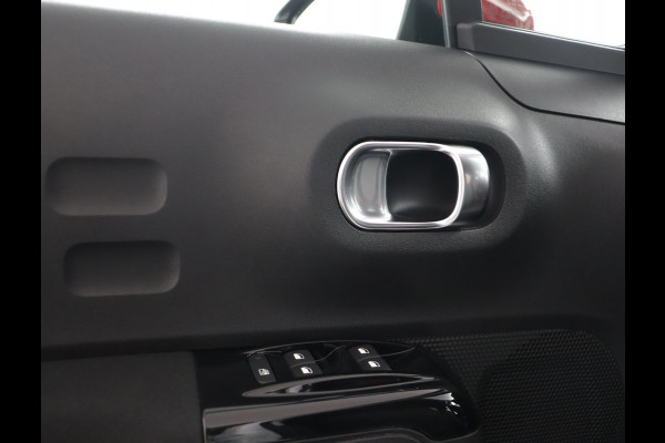 Citroën C3 1.2 PureTech Shine|Navigatie|Trekhaak|Cruise control|Apple Carplay