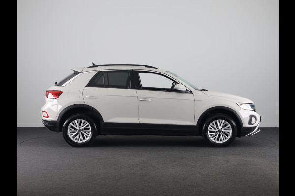 Volkswagen T-Roc 1.0 TSI Life 110pk | Navigatie | Parkeercamera | Adaptieve cruise controle | Apple Carplay