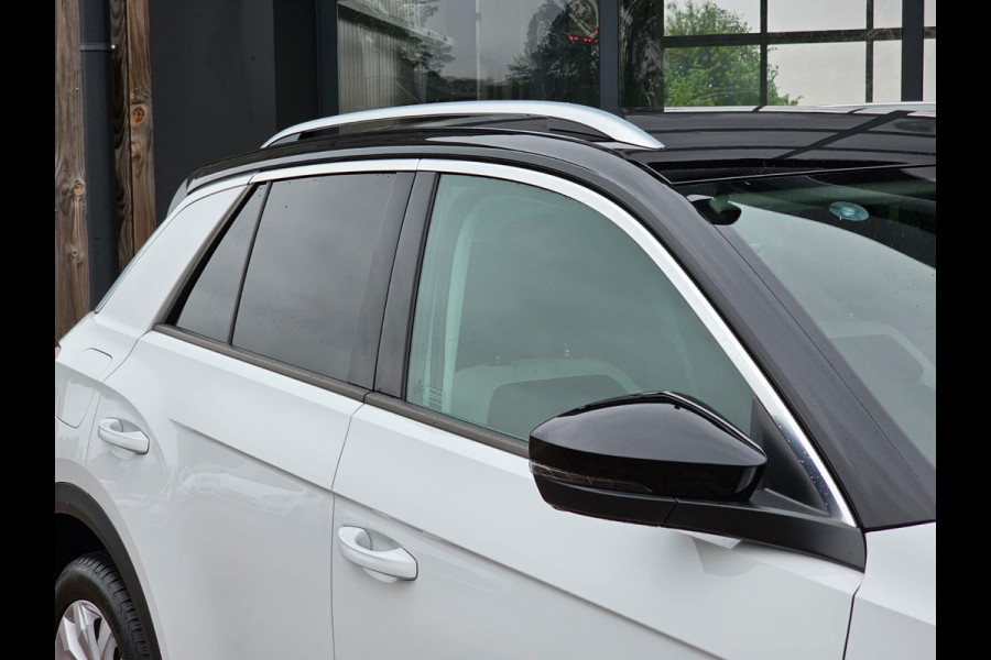 Volkswagen T-Roc 2.0 TSI 190PK 4Motion Sport | Automaat | LED | Trekhaak | Navi | ACC | Twotone | PDC voor en achter | All-seasons |