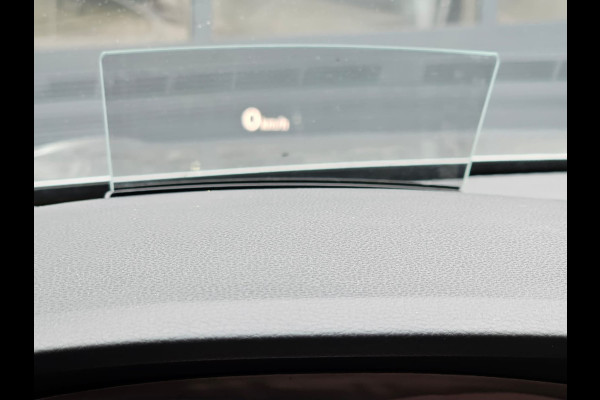 Volkswagen Tiguan 2.0 TSI 4MOTION Highline | Automaat | Pano | LED | Navi | App-connect | Camera | All-seasons | Elek. achterklep |  Park Assist |