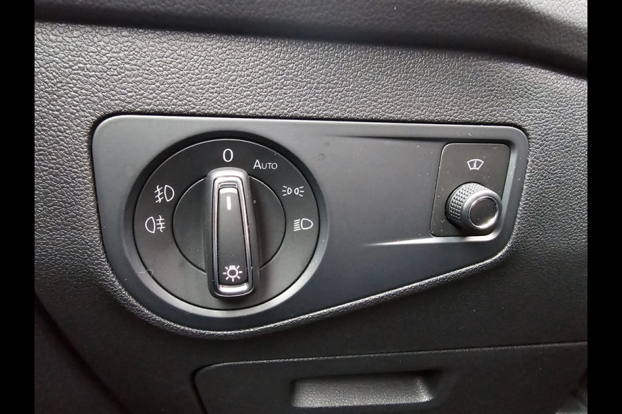 Volkswagen Tiguan 2.0 TSI 4MOTION Highline | Automaat | Pano | LED | Navi | App-connect | Camera | All-seasons | Elek. achterklep |  Park Assist |