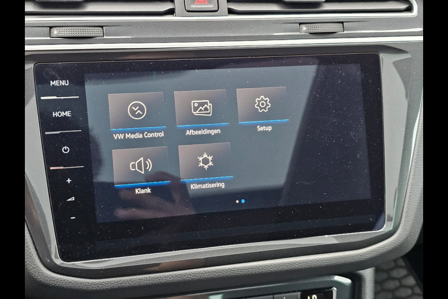 Volkswagen Tiguan 2.0 TSI 4MOTION Highline | Automaat | Pano | LED | Navi | App-connect | Camera | All-seasons | Elek. achterklep |  Park Assist |