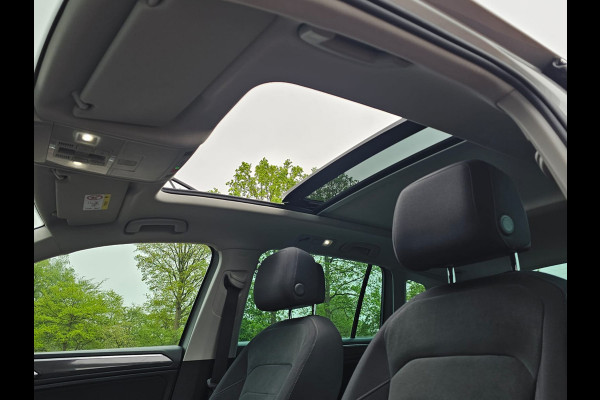 Volkswagen Tiguan 2.0 TSI 4MOTION Highline | Automaat | Pano | LED | Navi | App-connect | Camera | All-seasons | Elek. achterklep |  Park Assist |