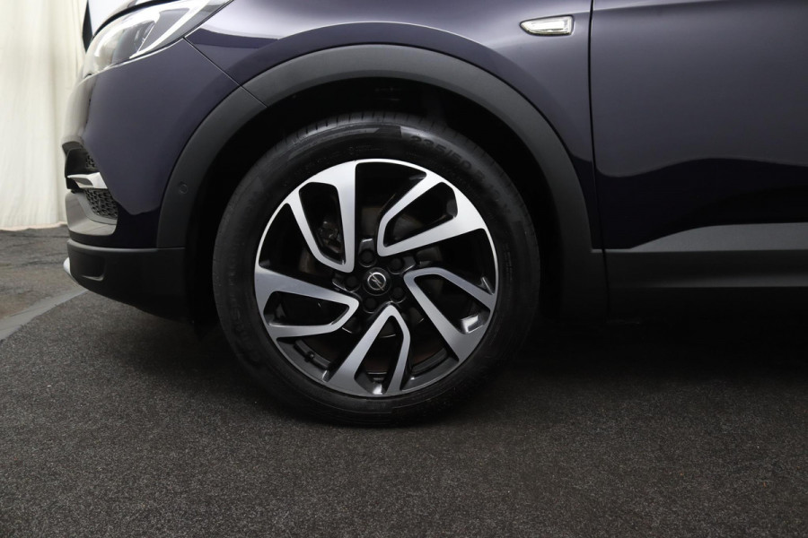 Opel Grandland X 1.2 Turbo*AUTOM.*ECC*CRUISE*NAVI*TEL*
