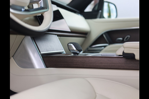 Land Rover Range Rover P460e LWB Autobiography | Pano - Meridian - Clearsight