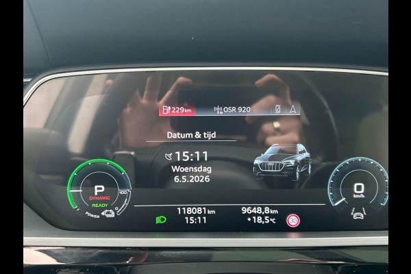 Audi e-tron 55 quattro Business Plus 95 kWh | Pano/Dak | Adapt.Cruise/Control | Leder | Apple/Carplay | Origineel NL