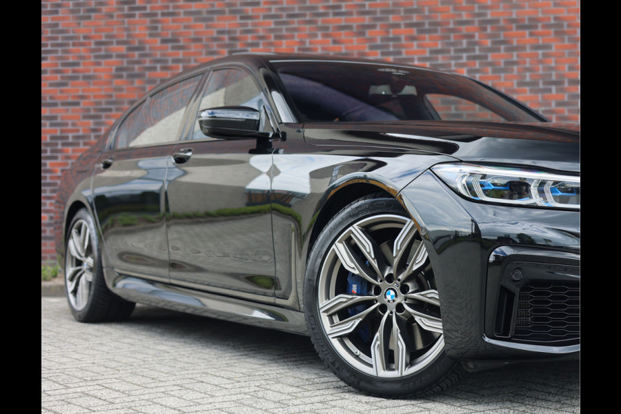 BMW 7 Serie M760Li xDrive | Skylounge - M Driver's Pack - HUD