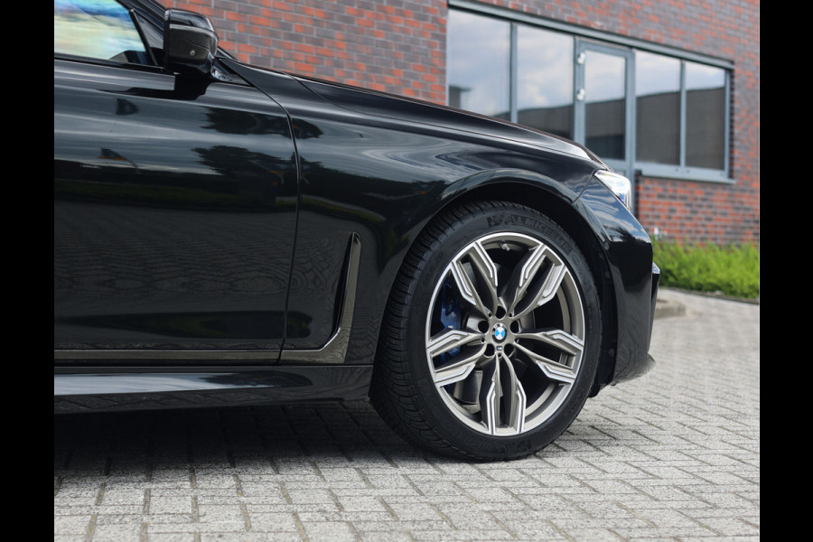BMW 7 Serie M760Li xDrive | Skylounge - M Driver's Pack - HUD