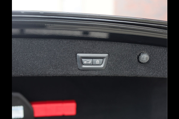 BMW 7 Serie M760Li xDrive | Skylounge - M Driver's Pack - HUD