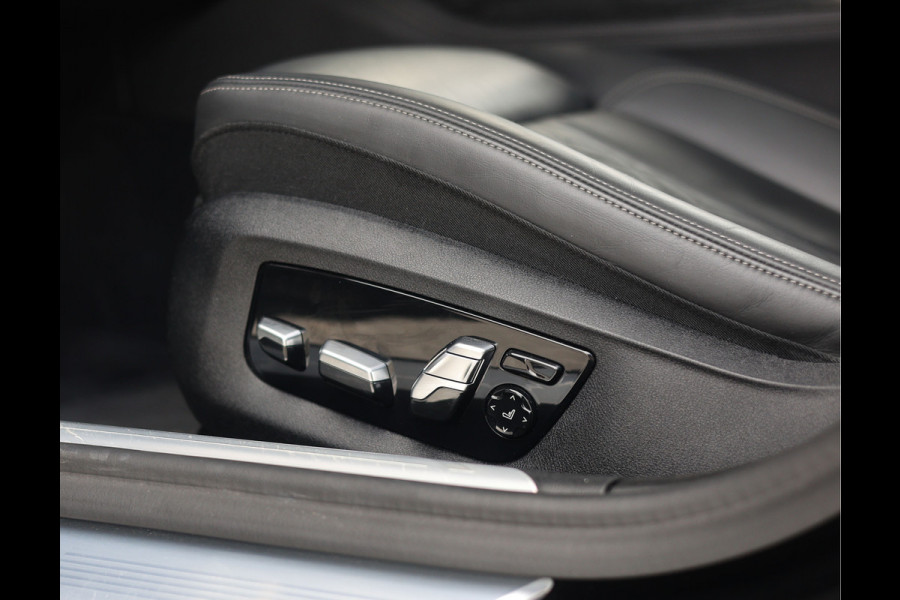 BMW 7 Serie M760Li xDrive | Skylounge - M Driver's Pack - HUD