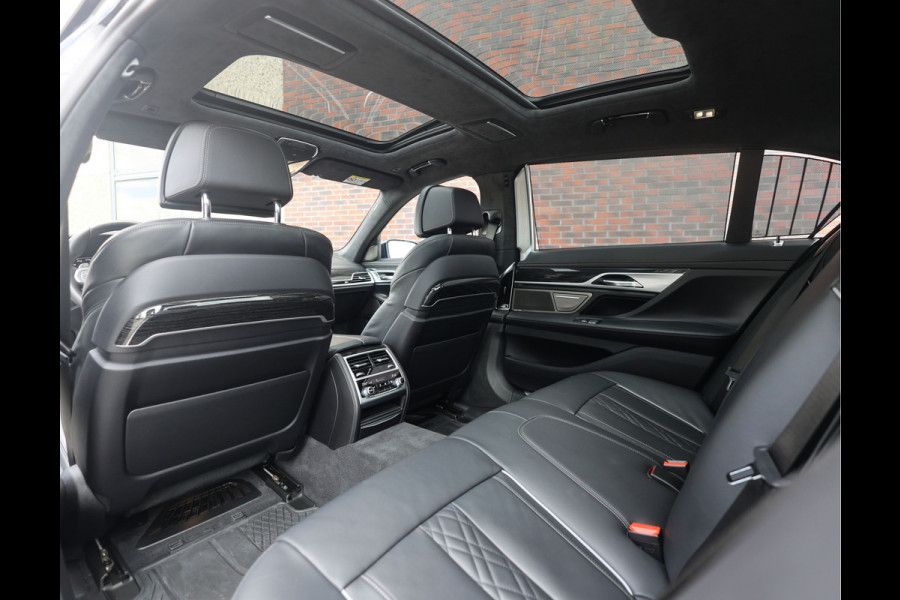 BMW 7 Serie M760Li xDrive | Skylounge - M Driver's Pack - HUD