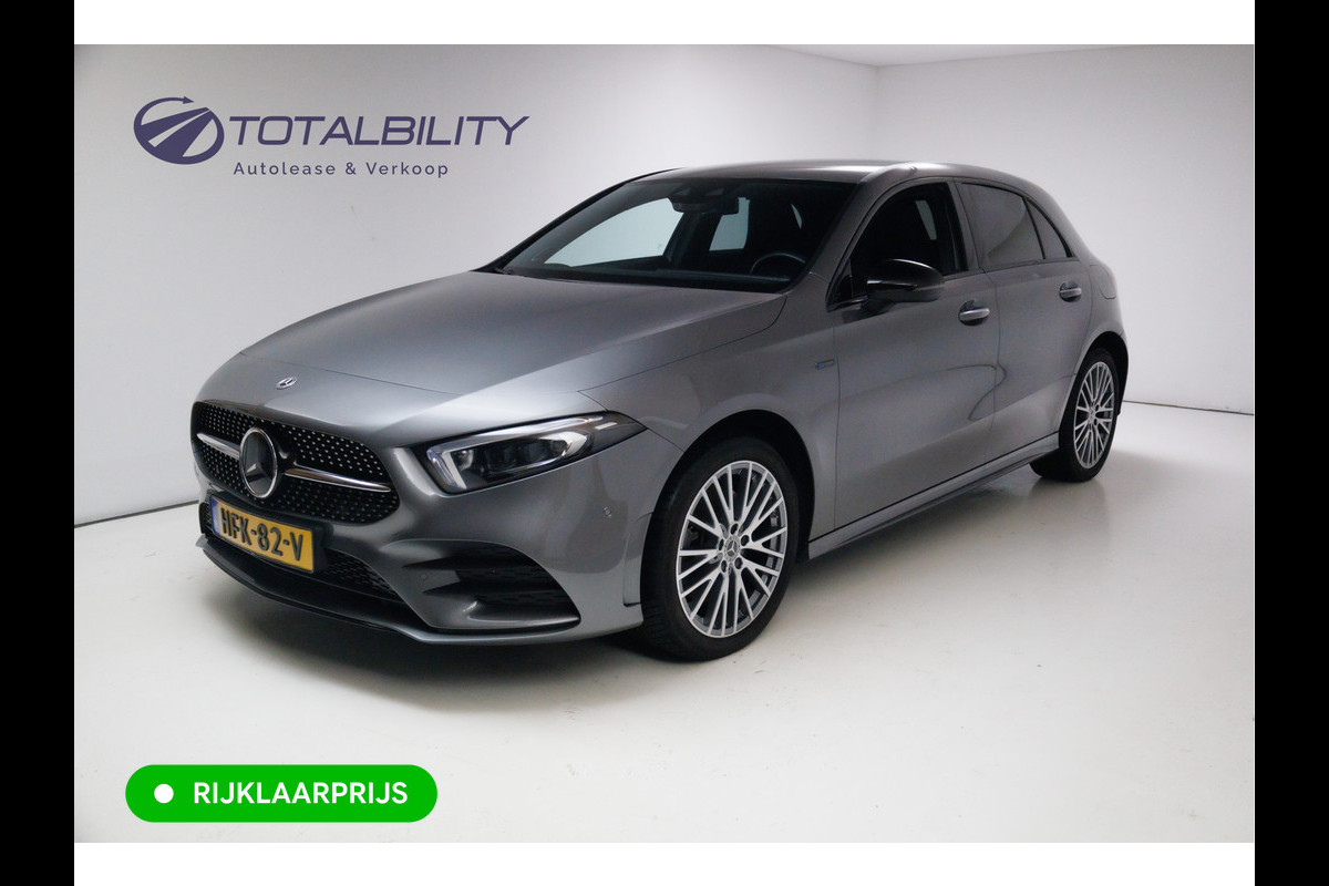 Mercedes-Benz A-Klasse 250 e 218 PK Business Solution AMG Limited | Burmester | Adap. Cruise | Camera | Stoelen elec. verstelbaar met geheugen, Draadloze lader
