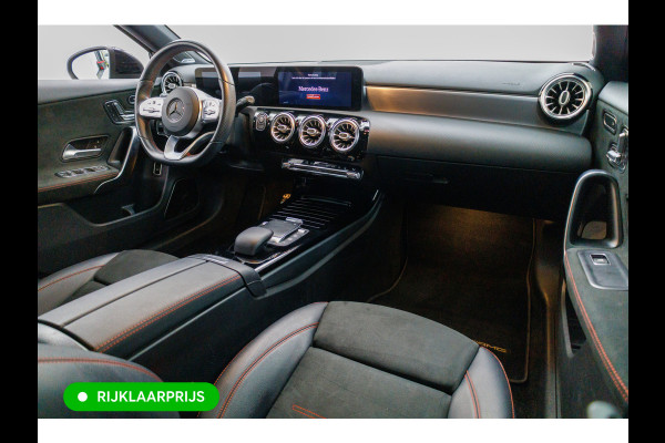 Mercedes-Benz A-Klasse 250 e 218 PK Business Solution AMG Limited | Burmester | Adap. Cruise | Camera | Stoelen elec. verstelbaar met geheugen, Draadloze lader