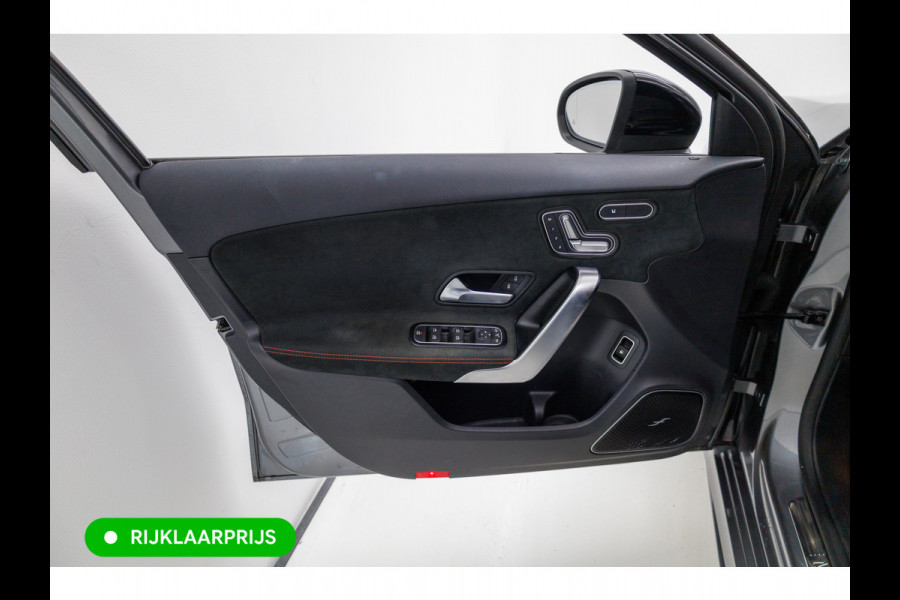 Mercedes-Benz A-Klasse 250 e 218 PK Business Solution AMG Limited | Burmester | Adap. Cruise | Camera | Stoelen elec. verstelbaar met geheugen, Draadloze lader