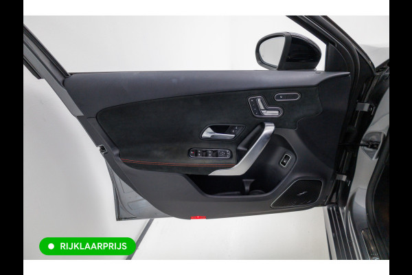 Mercedes-Benz A-Klasse 250 e 218 PK Business Solution AMG Limited | Burmester | Adap. Cruise | Camera | Stoelen elec. verstelbaar met geheugen, Draadloze lader