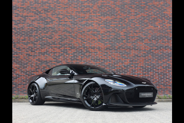 Aston Martin DBS 5.2 V12 Superleggera