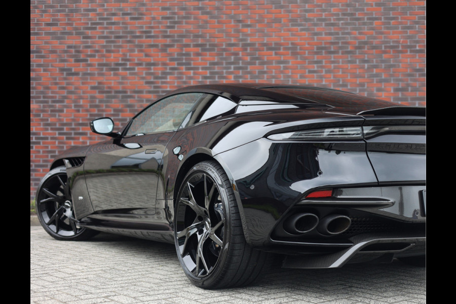 Aston Martin DBS 5.2 V12 Superleggera