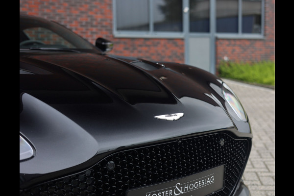 Aston Martin DBS 5.2 V12 Superleggera