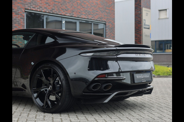 Aston Martin DBS 5.2 V12 Superleggera