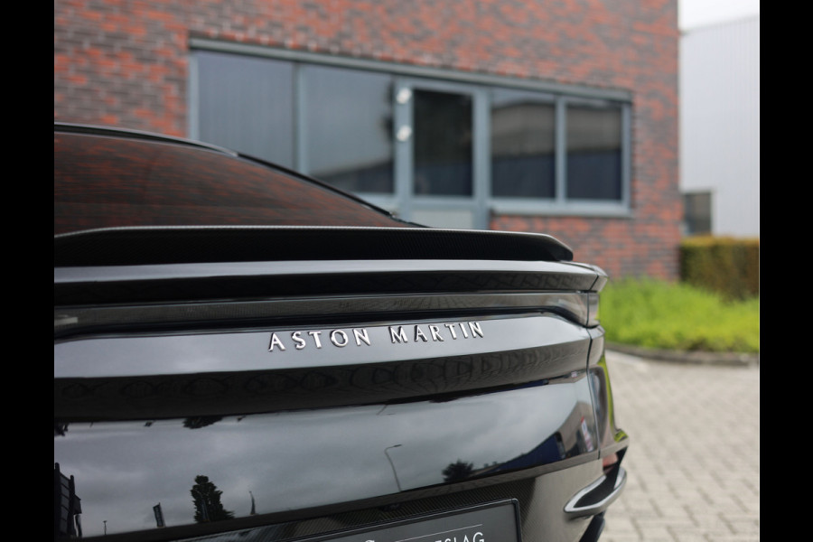 Aston Martin DBS 5.2 V12 Superleggera