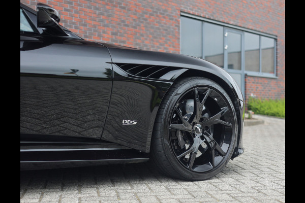 Aston Martin DBS 5.2 V12 Superleggera