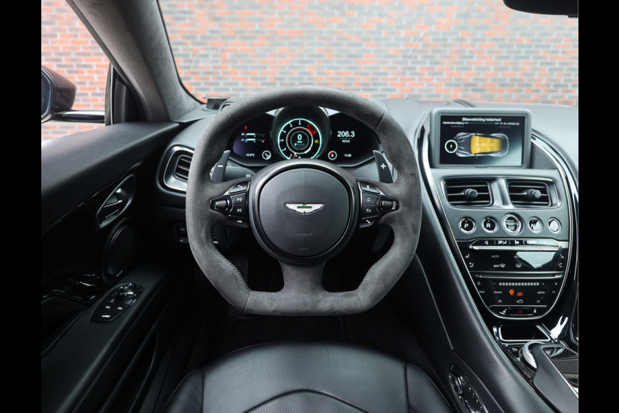 Aston Martin DBS 5.2 V12 Superleggera