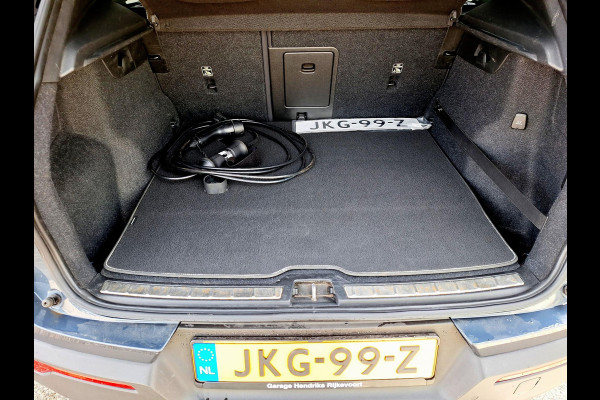Volvo XC40 1.5 T5 Recharge R-Design | Leder | Trekhaak 1800kg | Blindspot | Navi | Climate-Pack |