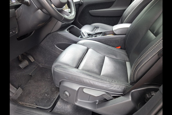 Volvo XC40 1.5 T5 Recharge R-Design | Leder | Trekhaak 1800kg | Blindspot | Navi | Climate-Pack |
