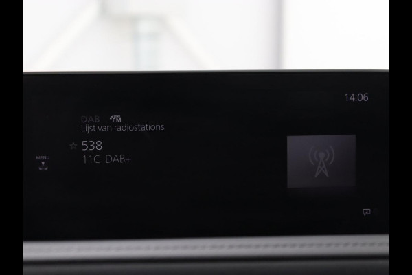 Mazda CX-30 2.0 e-SkyActiv-X M Hybrid 100th Anniversary Edition | Schuifdak | Leder | Trekhaak | 360 Camera | Stoelverwarming | Carplay | Adaptive cruise | Keyless | Head-Up | Bose Sound | Full LED